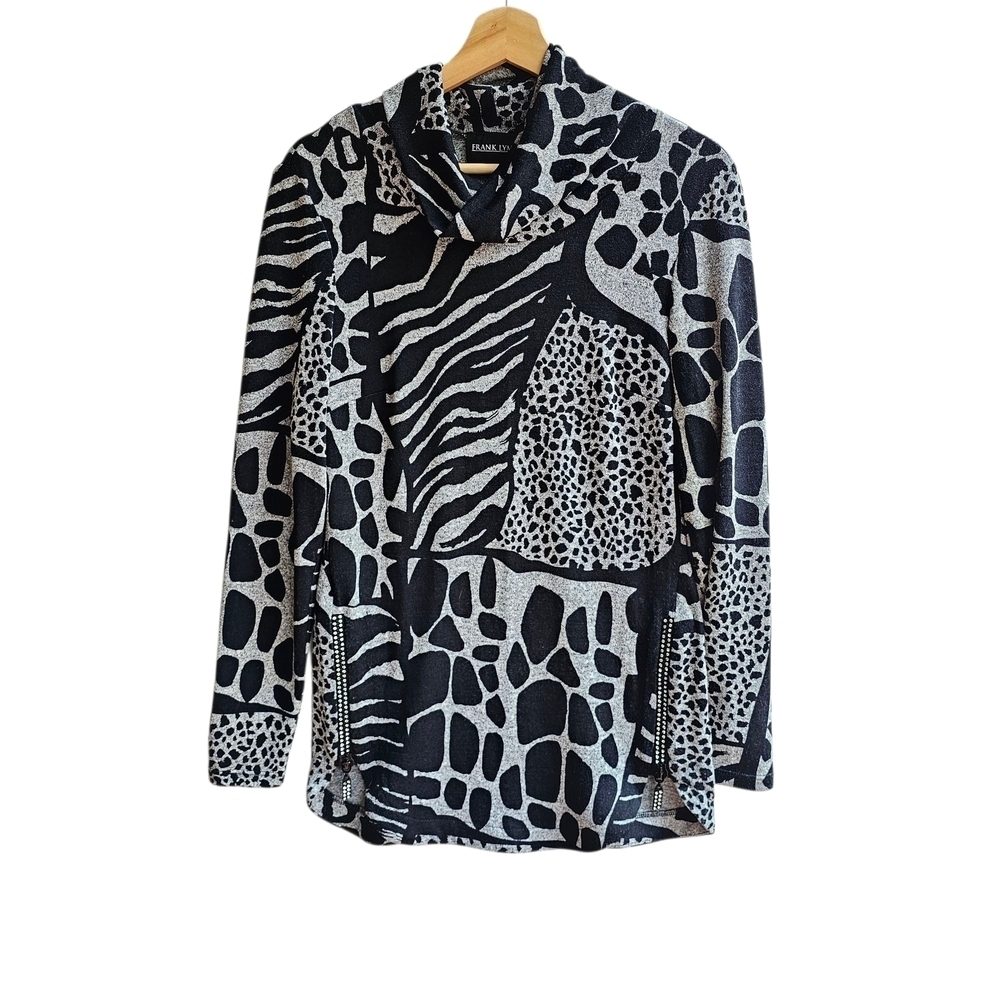 Frank Lyman Design Black and Gray Animal Print Blazer